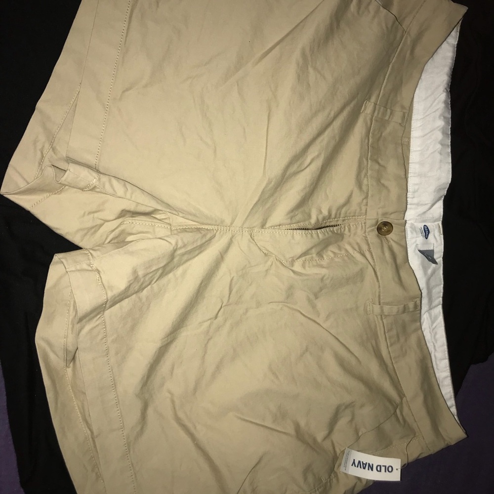 Women’s size 18 Old Navy shorts